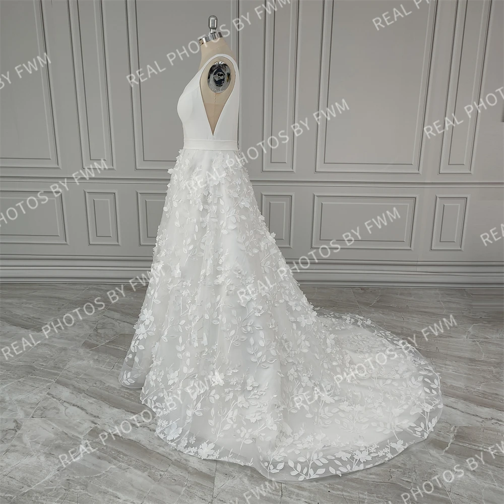 12283 #   Maßgeschneidertes Boho-Hochzeitskleid mit V-Ausschnitt und Vorderschlitz, 3D-Spitze, Sweep-Zug, A-Linie, Brautkleid für Frauen nach Maß