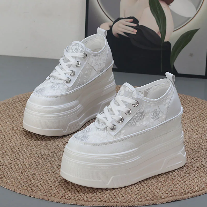 

Air Mesh Thick Bottom Wedge Sneakers 12CM Inner Heel 10CM High for Petite Girls White Canvas Shoes with Embroidery Lace