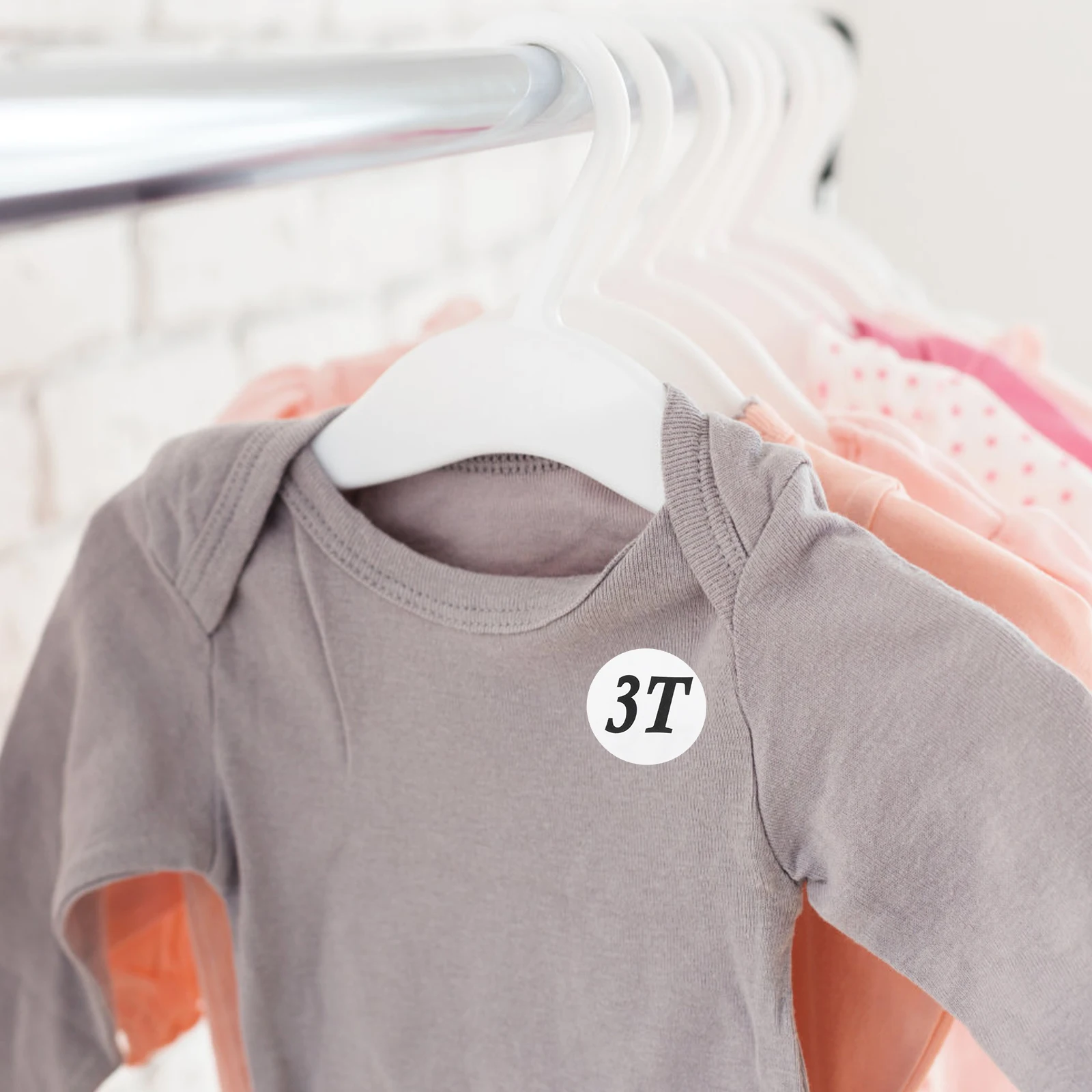 

Clothing Size Stickers Labels for Toddler Baby Nursery Practical Use in Retail Store Shop Market Folder Tag Round Sticker Solid