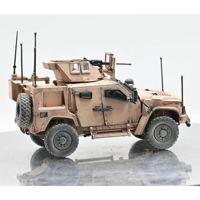 1/72 Scale Joint Light Tactical Vehicle Finished Model Militarized Combat Vehicle Model Product Collectible Toy Gift