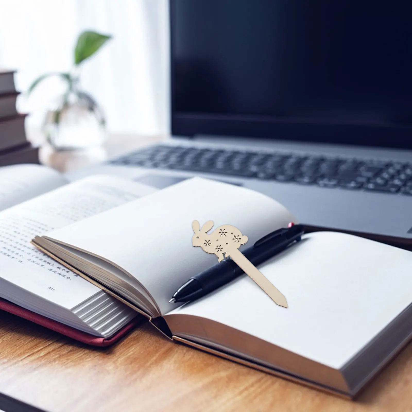 20Pcs Blank Wooden Easter Rabbit Bookmarks Unfinished DIY Craft Kit Decorative Bunny Markers for Readers Home Office Decor Bulk