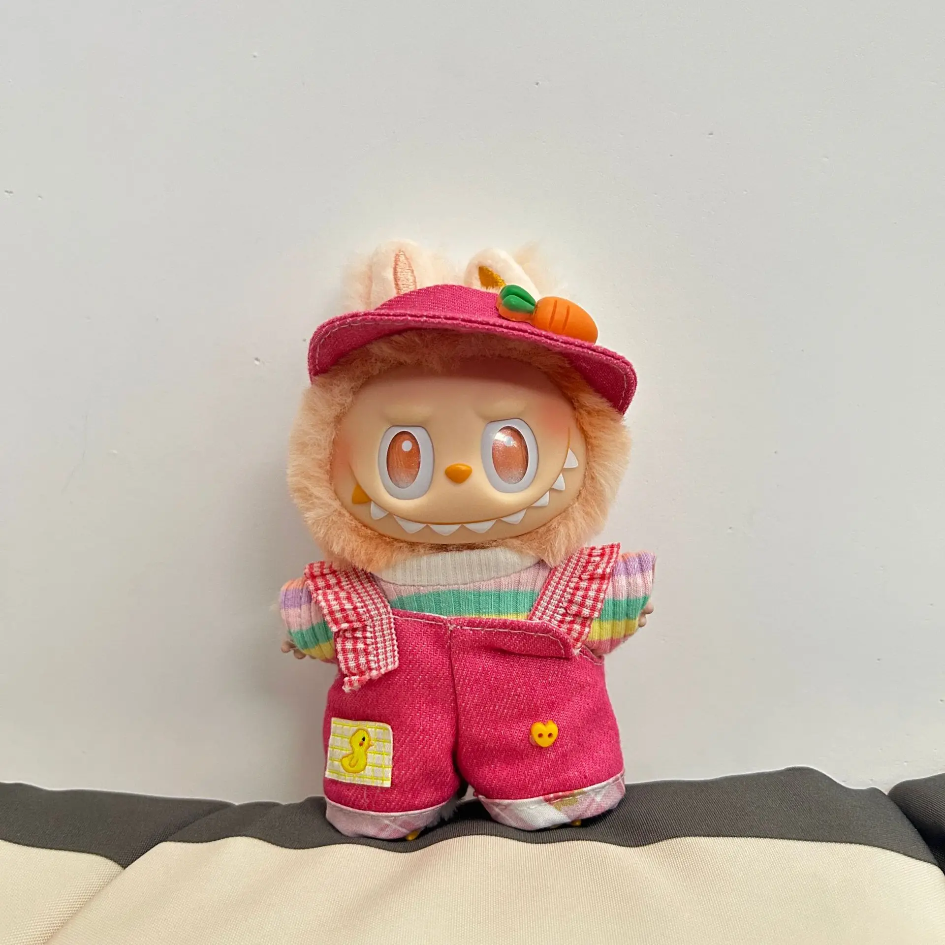 Only Clothes Are Suitable for Labubu Hot-selling Rainbow Color Matching Cartoon Little Yellow Duck Pattern Overalls Tops Hats