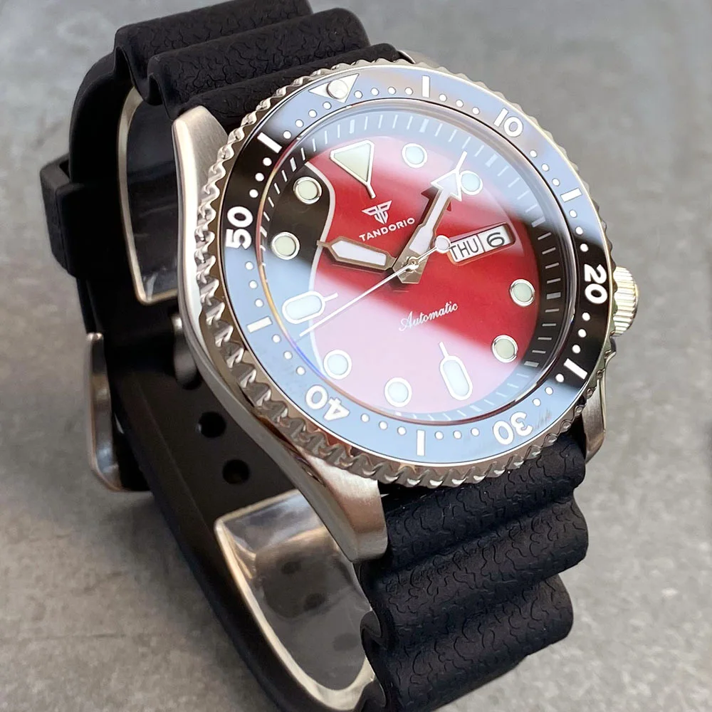 41mm Classic 200m Water Resistance Sapphire Glass Diver Stainless Steel Bracelet NH36A Automatic Mechanical Men's Watch Lume view 3
