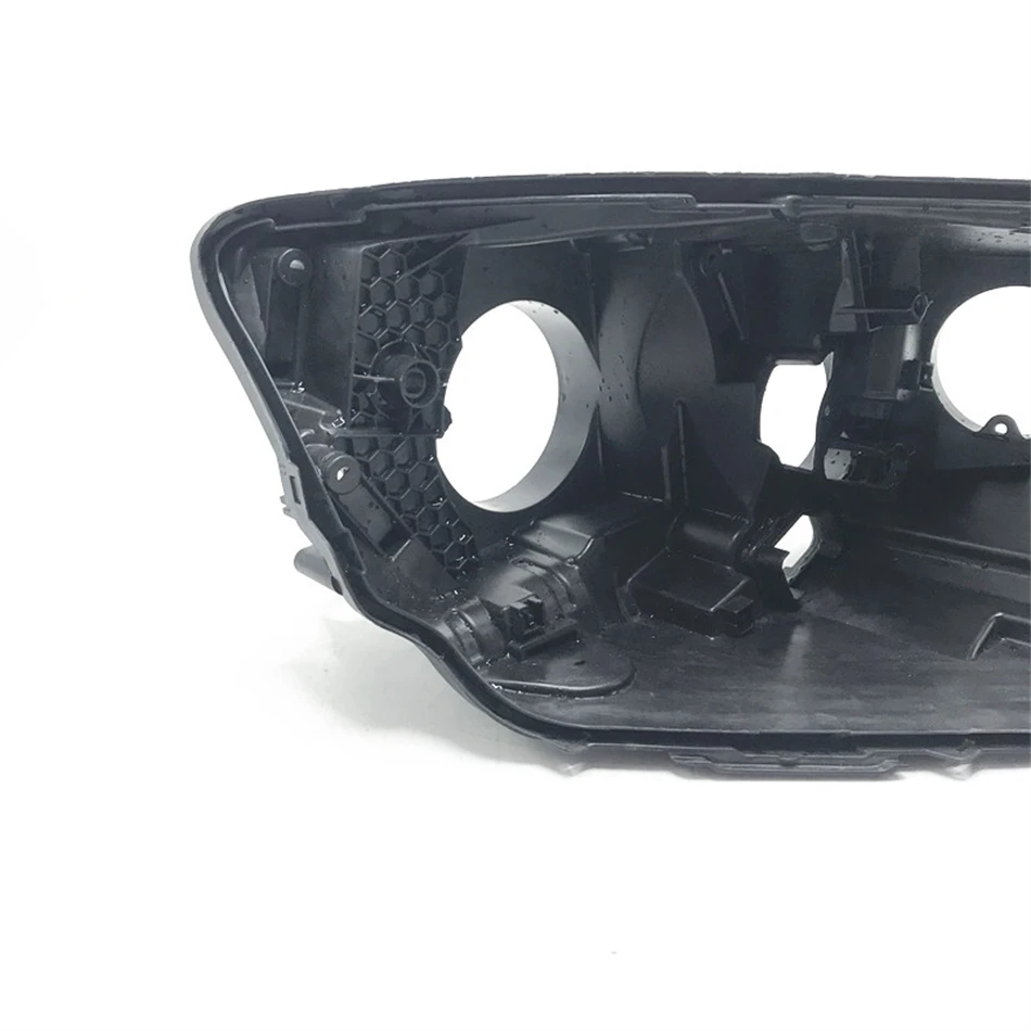 

For Skoda Fabia 2015 2016 2017 Auto Car Accessories Base Head Lamp Shell Headlight Accessories Glass Cover