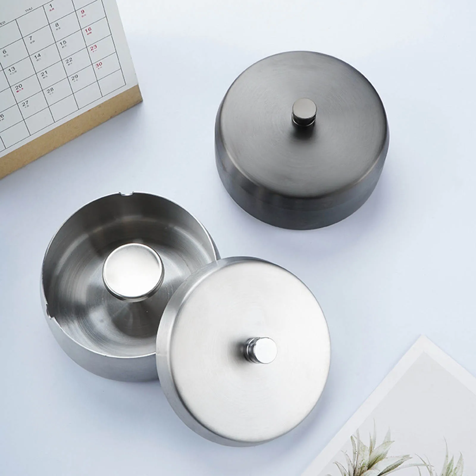 

Windproof Ashtray Stainless Steel Large Capacity Outdoor Smoking Tray For Garden Patio Cigarette Holder Desktop Decoration