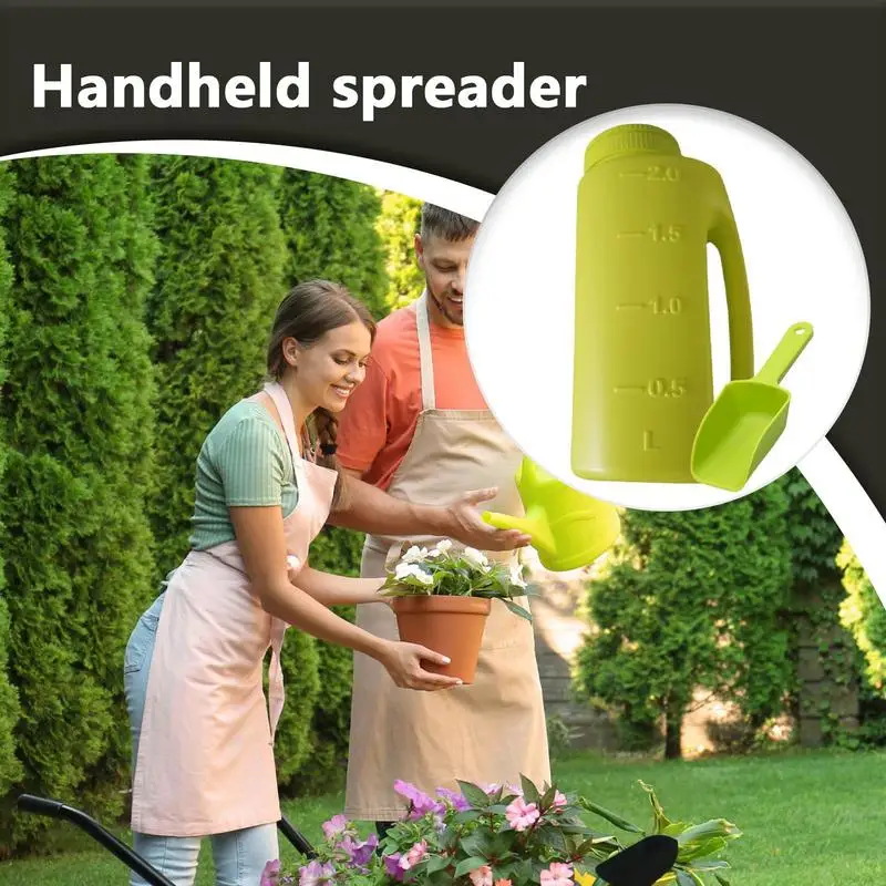 Handheld Spreader Snow Melt Spreader 2L With Scoop Adjustable Opening Sizes Ice Melt Dispenser For Garden Lawn Grass Planting