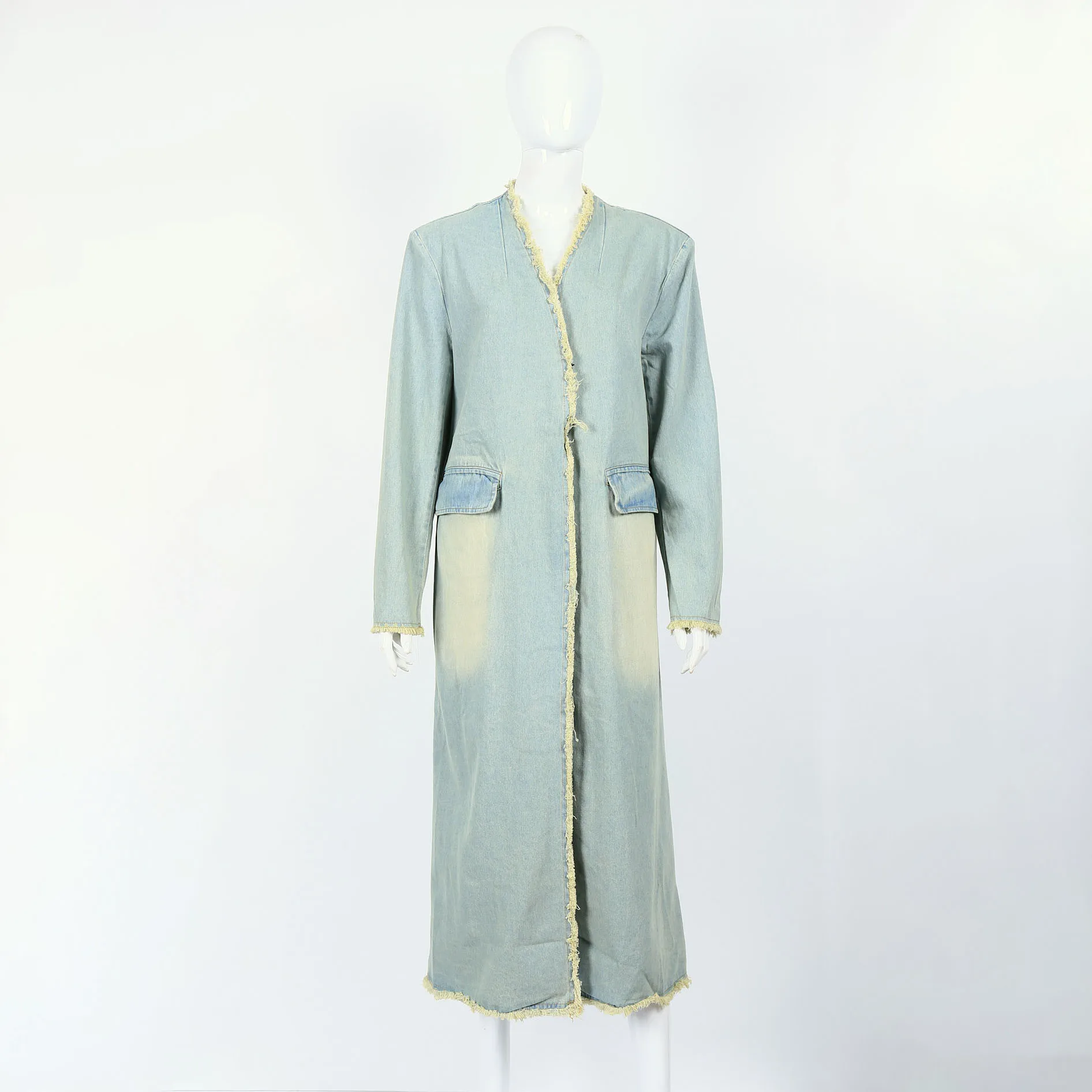 

Джинсовое длинное пальто с v-образным вырезом и бахромой на одной пуговице, простое женское весеннее новое 2021, новое высококачественное свободное длинное пальто