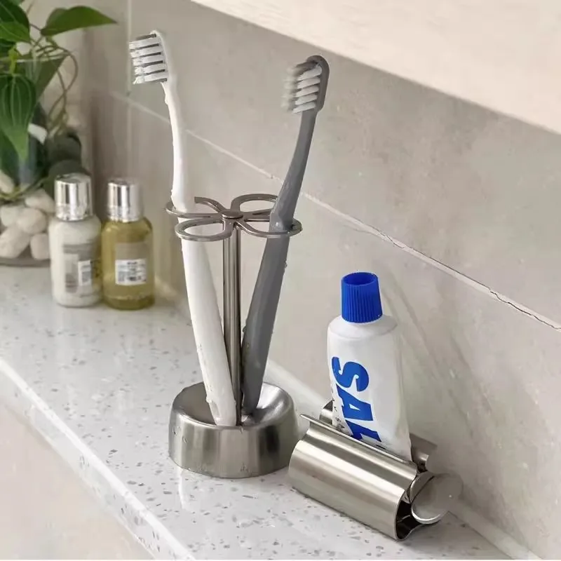 

Creative Art Home Products Bathroom Decoration Storage Rack Toothpaste Squeezer Four-leaf Clover Shape Simple Toothbrush Holder