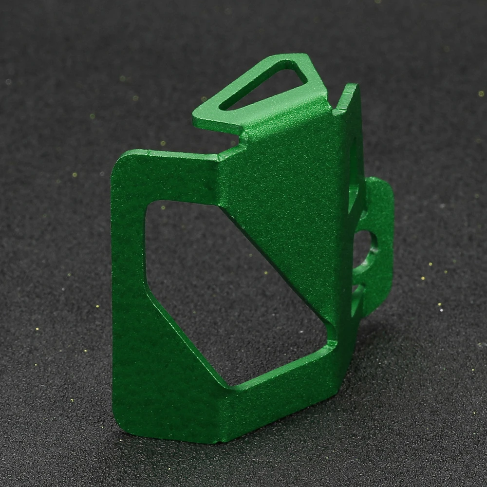 

Motorcycle Z900 ABS 2017-2021 Rear Brake Fuel Tank Oil Cup Cover Protector Case Accessories For Kawasaki Z900 SE 2022 2023 2024