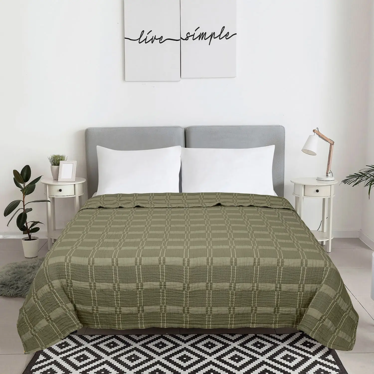 Cloud Matelasse Quilt in Bay Leaf Green for Full or Queen Bed