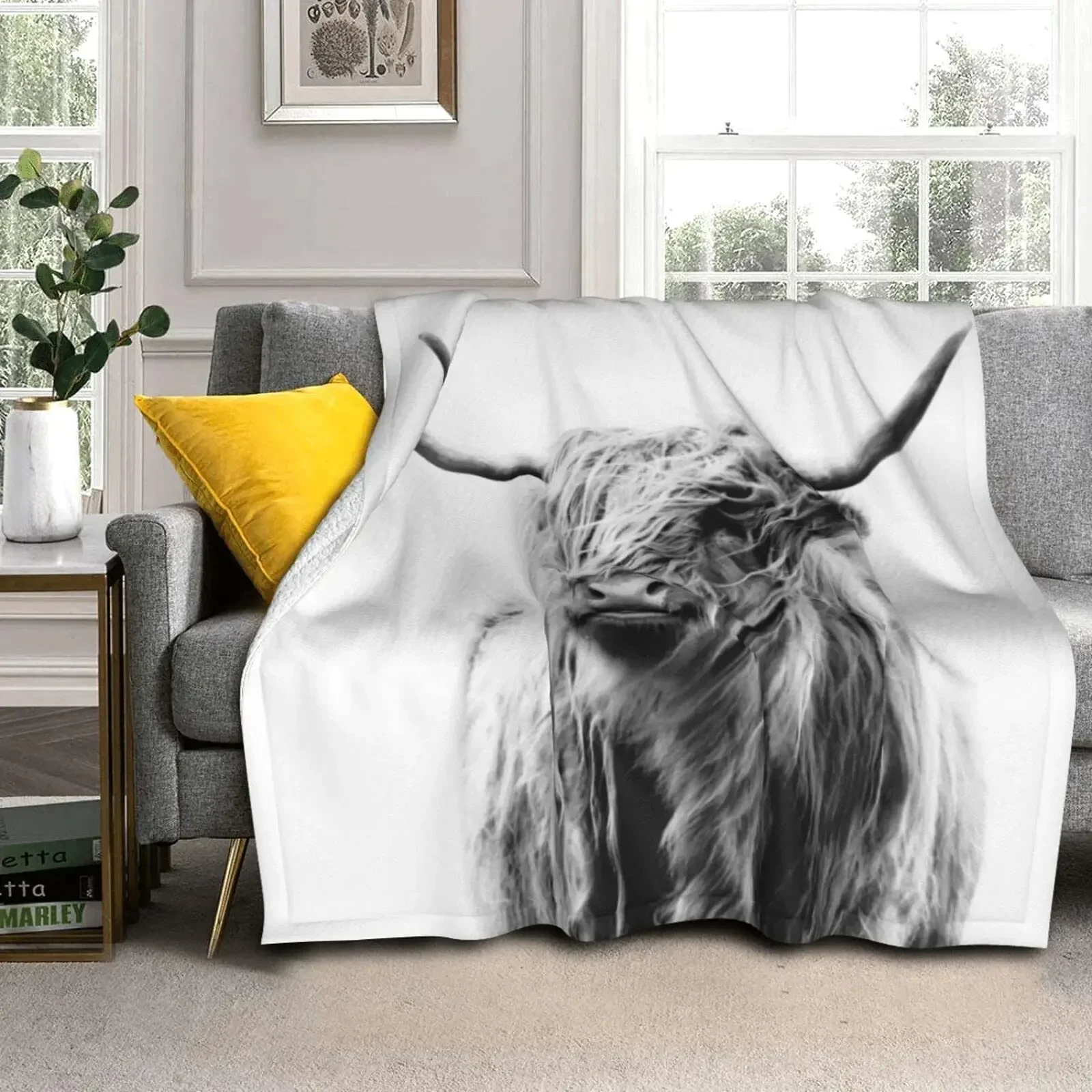 Highland Cow Blanket Animal Bedding Throw  Soft Cozy Fleece Plush  Size for Couch Bed Sofa Travelling Camping