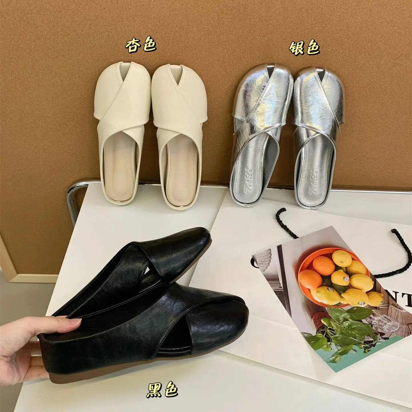 

Women's Summer Slippers Ladies Luxury House And Outdoor Shoes For Home Women 2025 Comfortable Leather Outdoor Barefoot Slippers