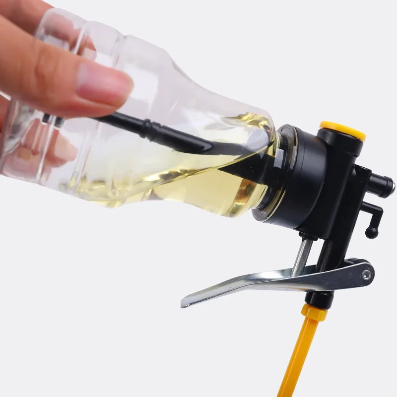 Oil Can Lubrication Metal High Pressure Pump Grease Guns Car Oil Pot Bottle Car Repair Tool 250ml 300ml 500ml