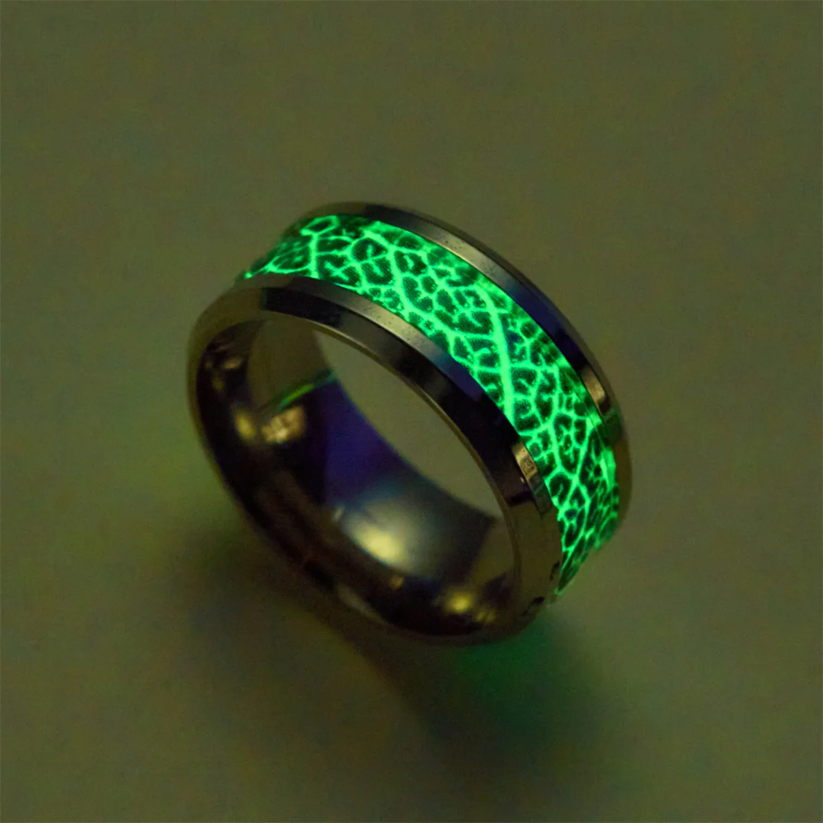 Fashion Stainless Steel Luminous Pattern Rings For Women Men Glow In Dark Flower Star Moon Flower Wave Printing Rings Jewelry