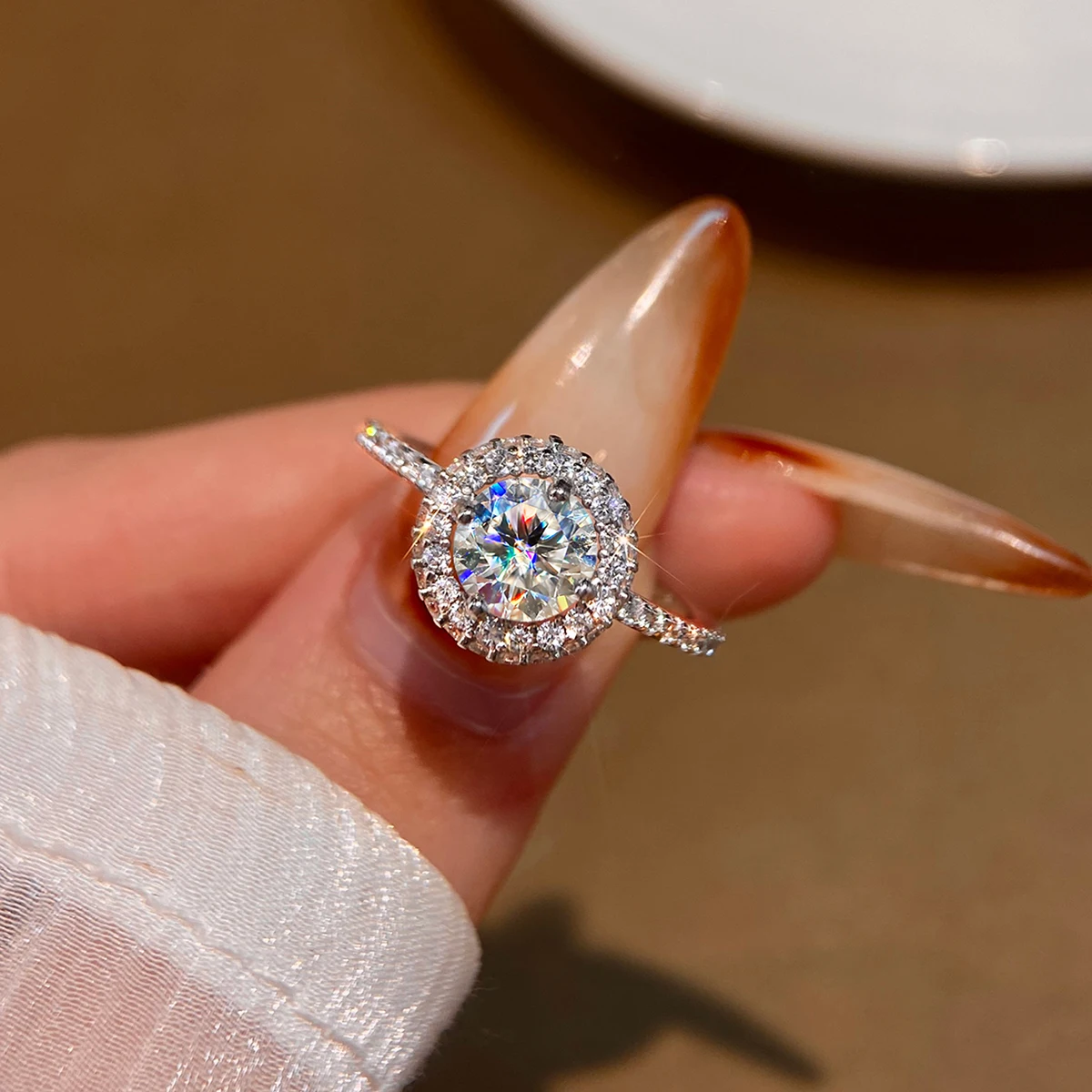 

KNB 1CT Moissanite Diamond Platinum Round White Stone Rings for Women Real 925 Sterling Silver wedding High Quality Fine Jewelry