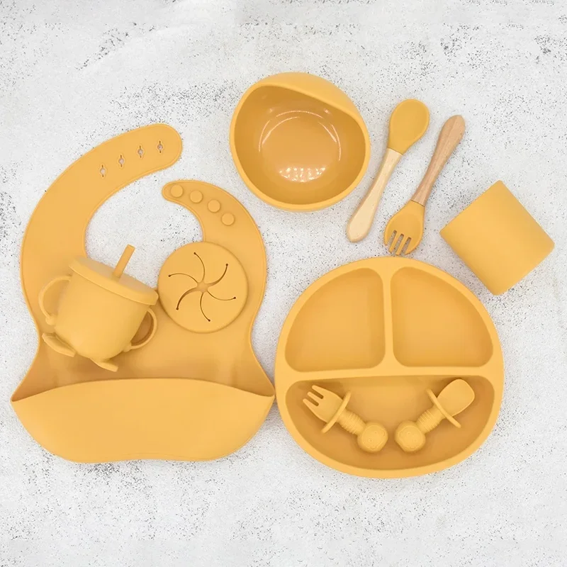 4/6/10Pcs Baby Silicone Feeding Dishes Sucker Bowl Plate Cup Bibs Spoon Fork Sets Children Non-slip Dinnerware Set BPA Free