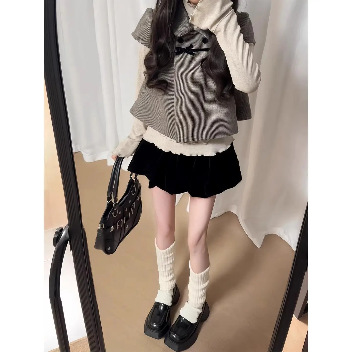 Spring and Autumn French Style Retro Suit Women Sweet Gentle Long-sleeved Top Plaid Lapel Short-sleeved Coat Short Skirt Sets