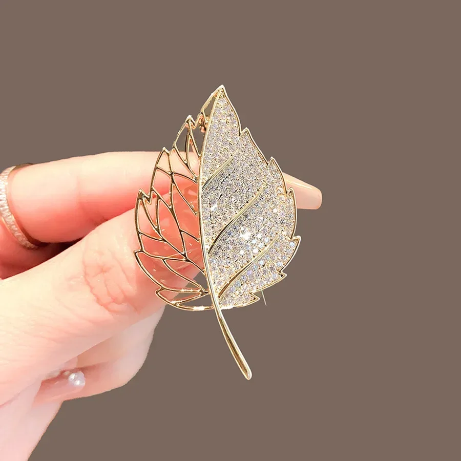 1Pc Exquisite Leaves Brooch for Women Men Simple Pearl Leaf Brooches Pins Jewelry Trendy Accessories Summer Holiday Gifts 2026