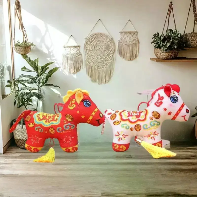 

Милый реалистичный год животного, лошадь, талисман, мягкая кукла, кулон, рюкзак, подвесной орнамент