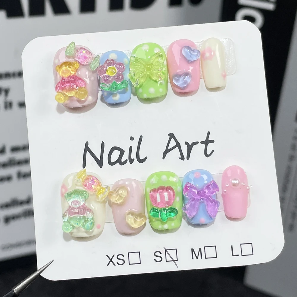 

Милые ногти ручной работы с коротким нажатием красочный мультяшный милый медведь дизайн Partysu носимые накладные ногти Типсы желаемый магазин жизни