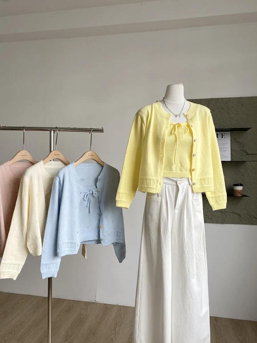 

Women's Autumn Winter Sweet Two Pieces Cardigan Set Lady O Neck Single Breasted Loose Short Cardigan + Bowknot Slim Camisole