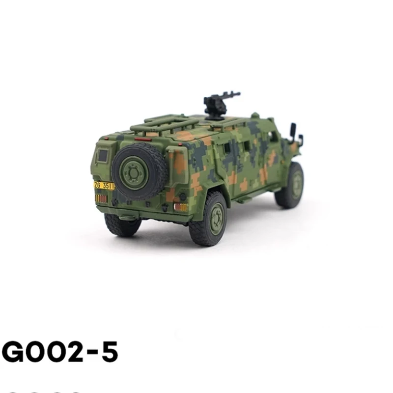 1:64 สเกต Dongfeng Warriors รถหุ้มเกราะ CSK181 ประเภทรถโจมตีจำลองรถรุ่นจอแสดงผลของขวัญสะสม