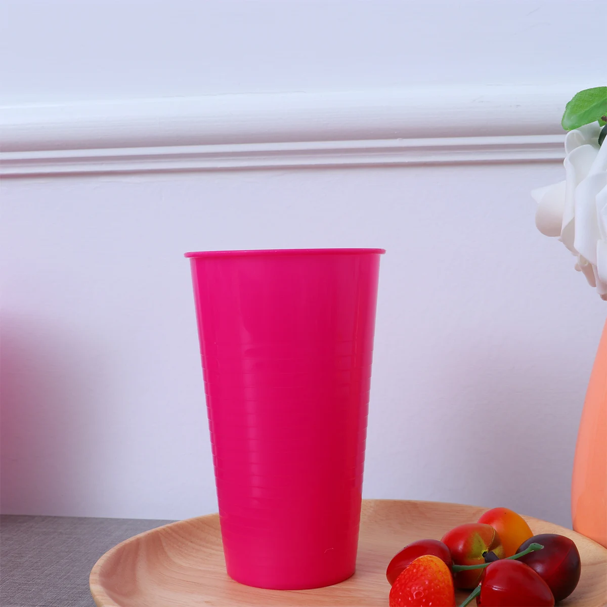

12pcs Plastic Drinking Cups Reusable Holiday Party Tableware Beverage Juice Cups Party Supplies (Red)