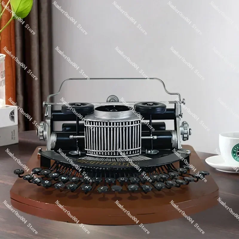 

Винтажная печатная машинка, реквизит, модель, украшение, витрина, фотография, винтажные металлические украшения, поделки