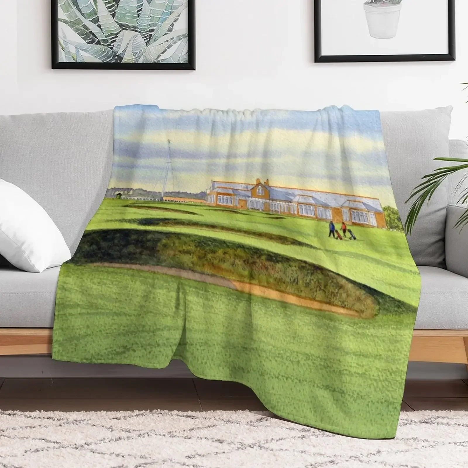 

Royal Troon Golf Course 18th And Clubhouse Throw Blanket Polar Blankets For Bed Loose Bed Blankets