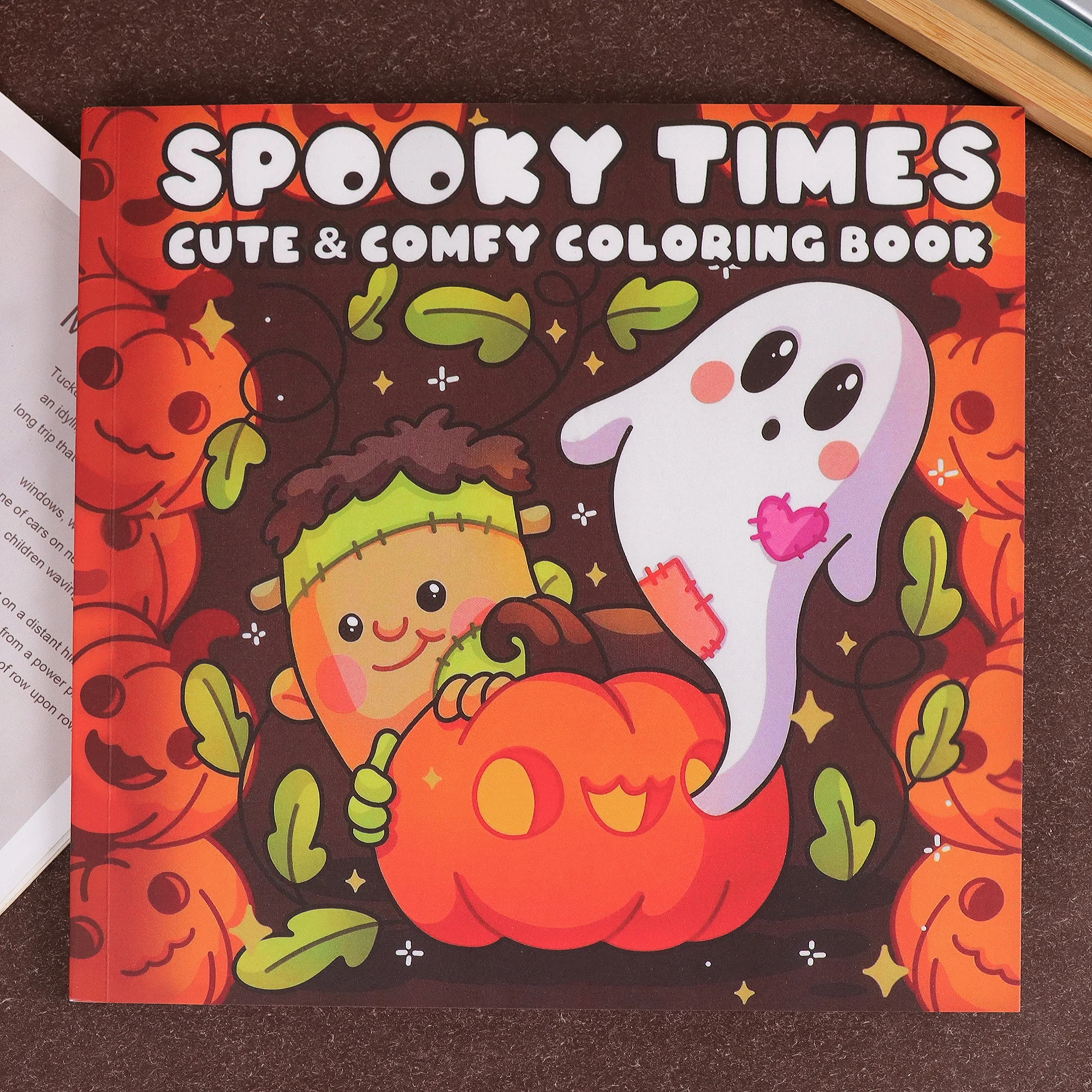 Spooky Cute Halloween Coloring Book for Adults & Teens, Cozy Ghost Pumpkin Coloring Pages, Relaxing Fall Art Activity Book, Stre
