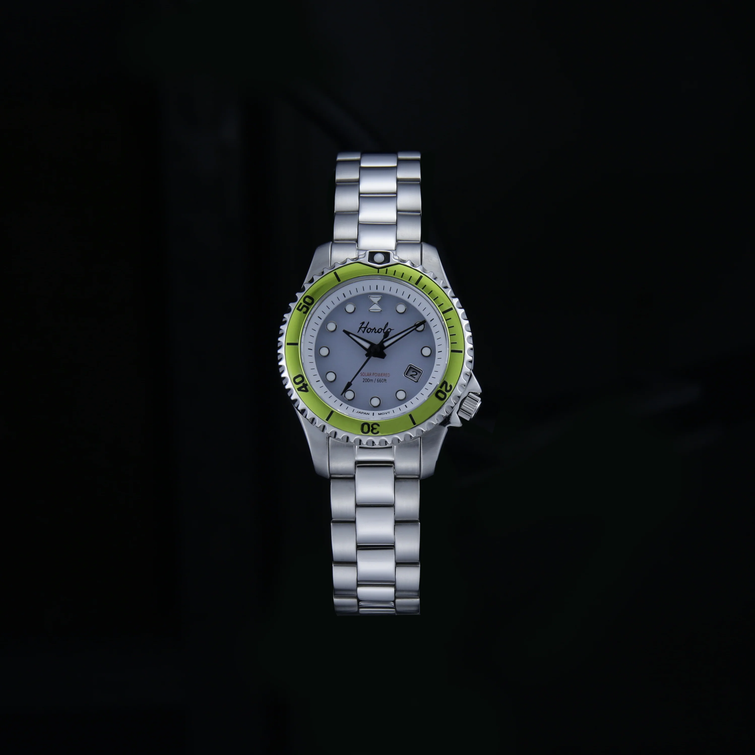 Variant: Yellow Bezel