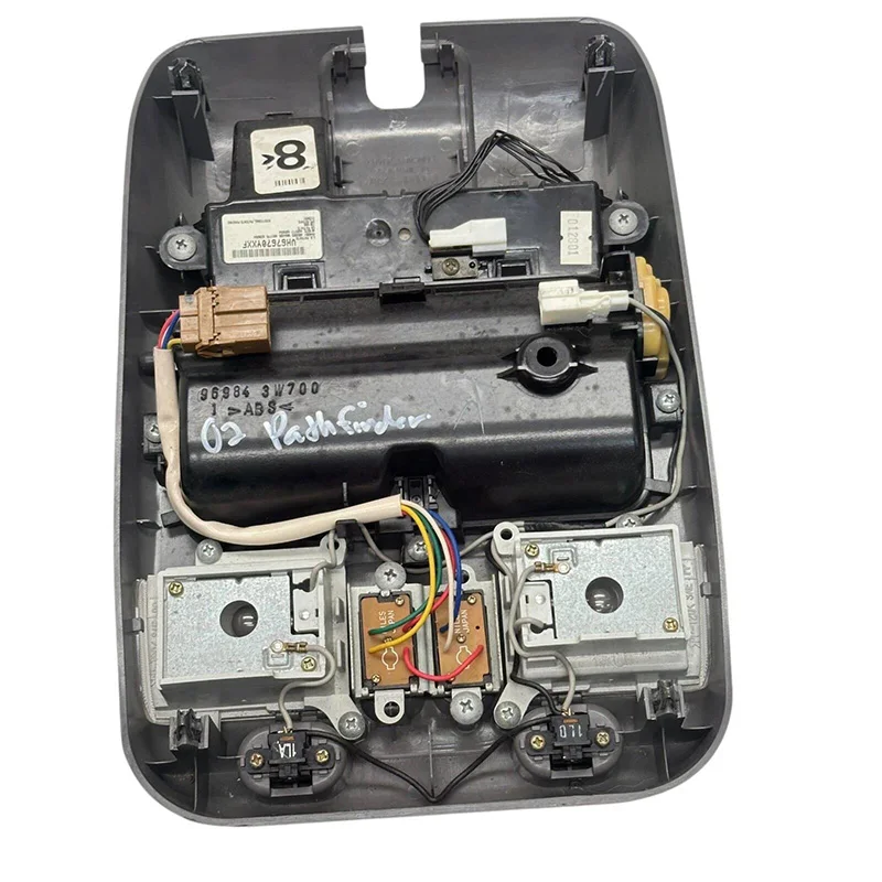 Car Overhead Lighting Reading Signal Lamp Fit For Nissan Patrol Y61 1997-2016 / Pathfinder 1996-2004 For Infiniti QX4 1996-2004