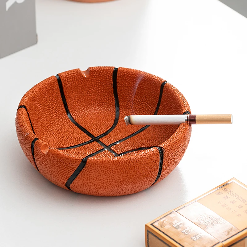 WHYOU Creative Ball Ashtray Personality Cigar Ashtray Home Gadgets Portable Ashtray Living Room Home Decoration Boyfriend Gift