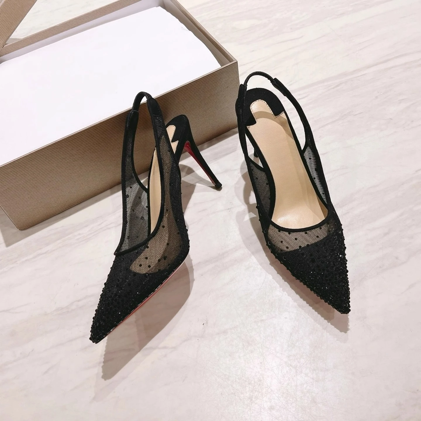 

New full diamond hot stamping mesh back empty sandals for women with slim heels and pointed, sweet and breathable high heels