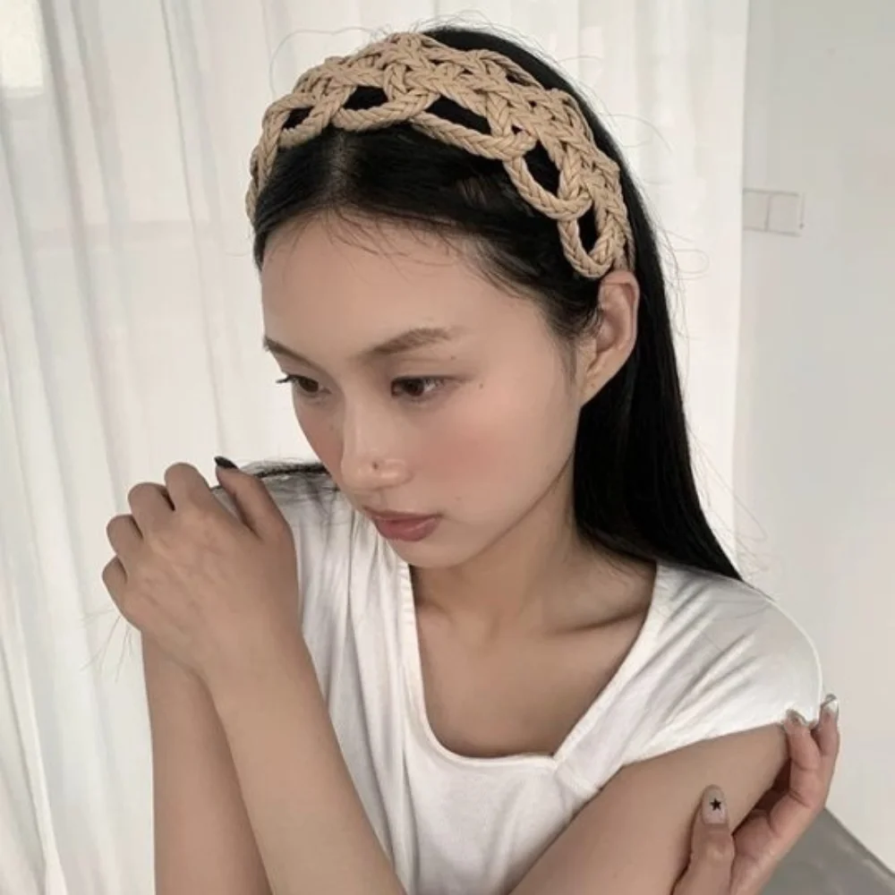 

Wide Side PU Leather Weave Hairband Solid Color Headwear Braid Headband Hollowed Out Geometric Weave Style Hair Hoop
