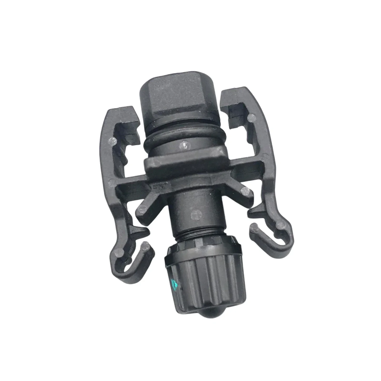 1pcs Car Expansion Water Tank Water Hose Connector For Ford C1B18C362AA,1791975,C1BZ8C362A,9X2Z00933A,C1BZ-8C362-A