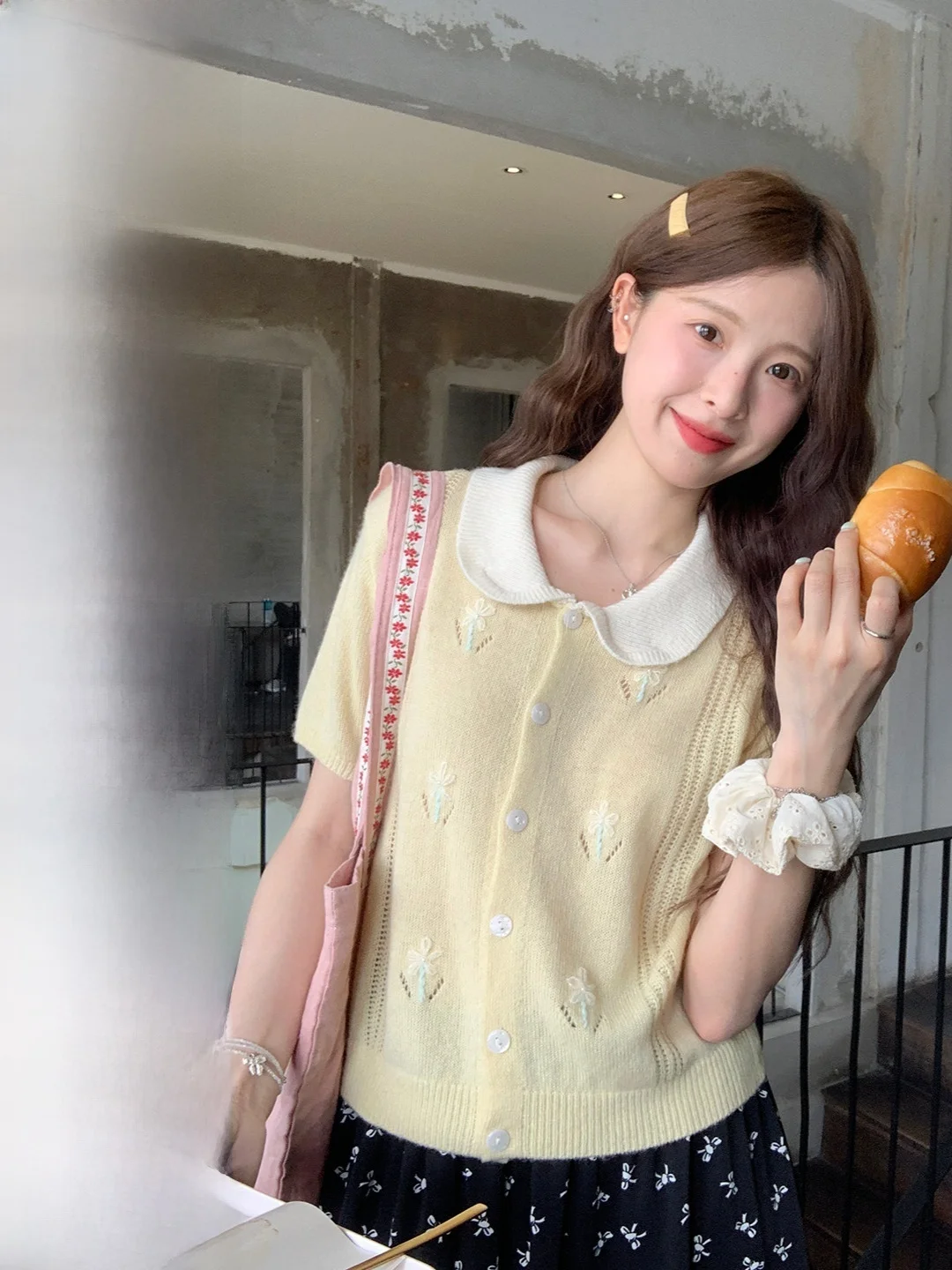 

Sweet Doll Collar Knitted Short Sleeve Top Korean Style Lazy Feeling Soft Acrylic Women's Spring Fashion Casual Knitwear