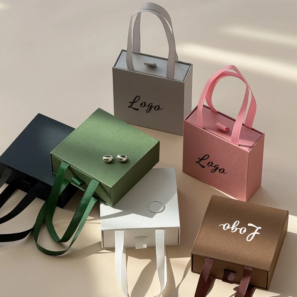 

Персонализированный ручной ящик, шкатулка для драгоценностей, серьги, кольцо, кулон, браслет, ожерелье, витрина для хранения, портативная упаковка для ювелирных изделий