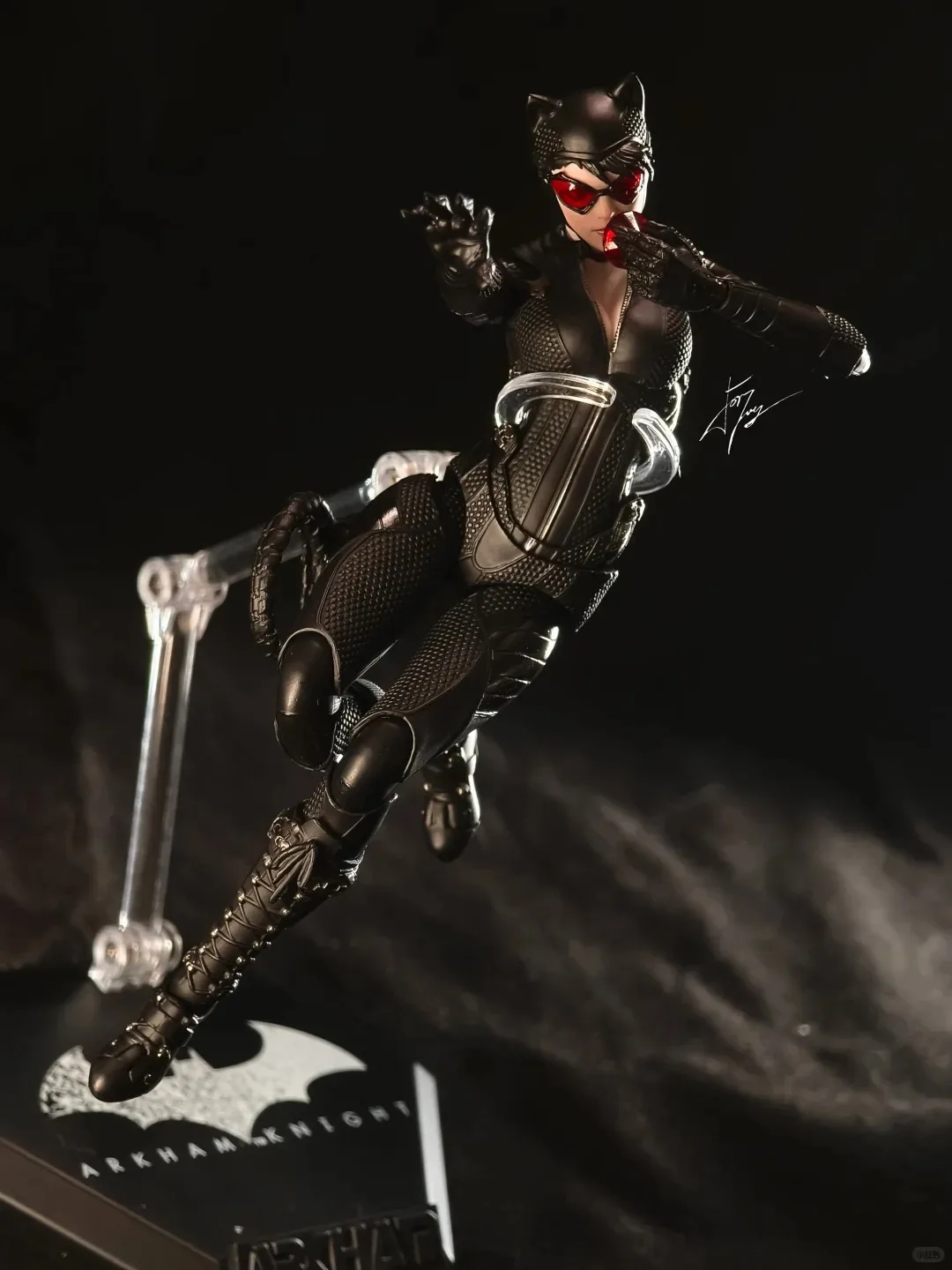 Original 1/12 LPZZ U-P-Finegures Catwoman Batman Arkham Knight