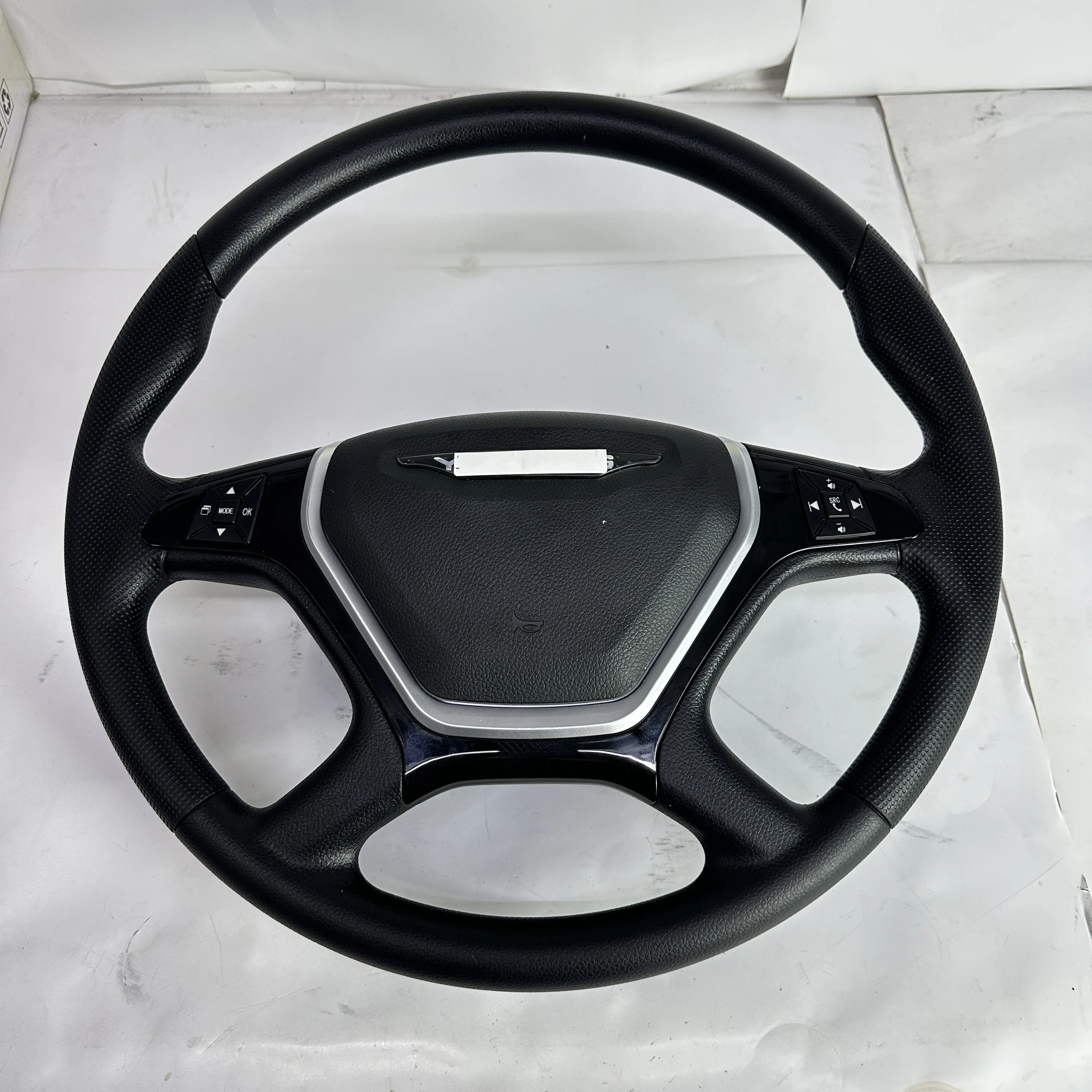 New original bus steering wheel, high-quality multi-function control buttons, high-strength aluminum alloy PU/leather, suitable
