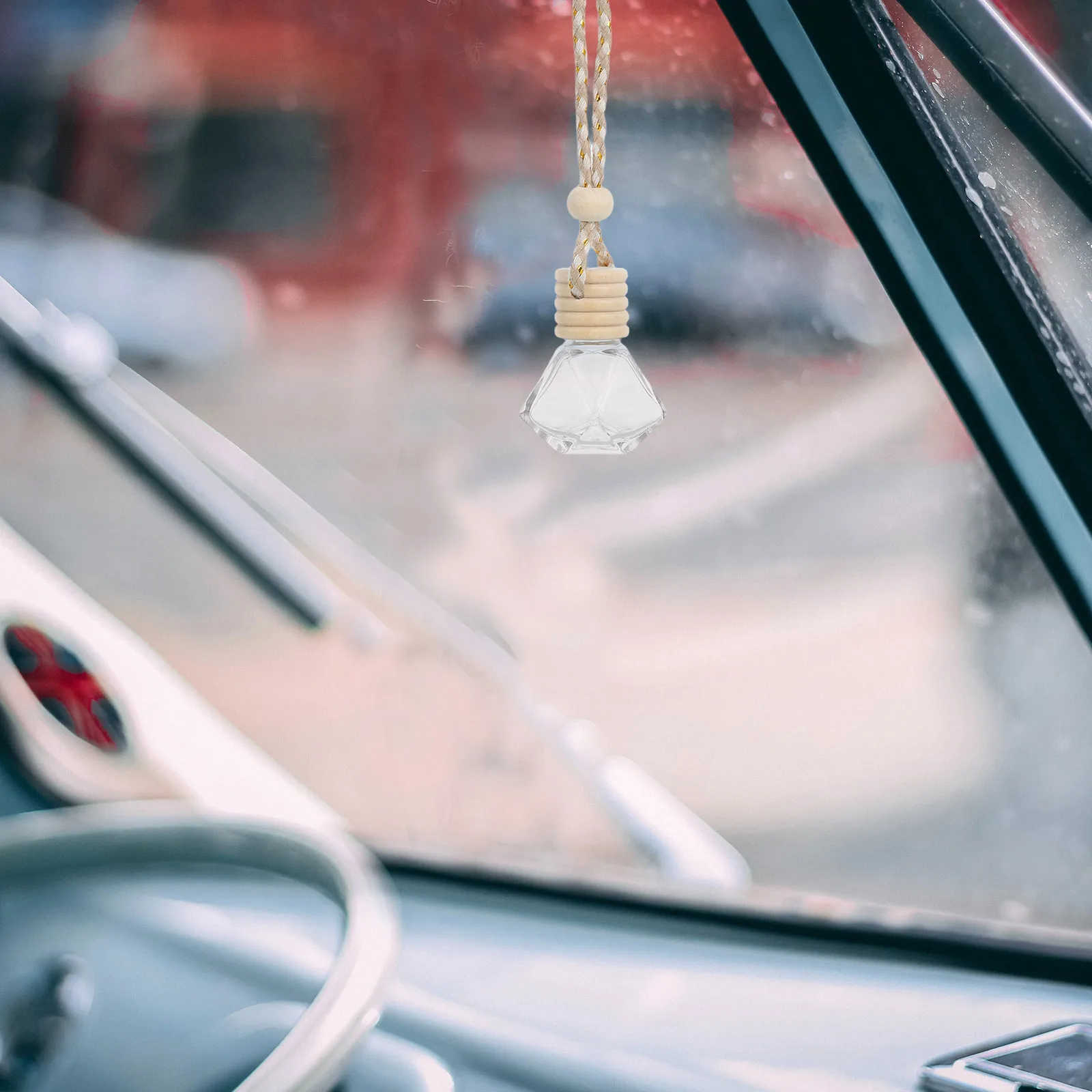 

10Pcs Car Hanging Perfume Bottles Empty Auto Aromatherapy Diffuser Pendant Car Interior Decoration Hanging Ornament for Auto