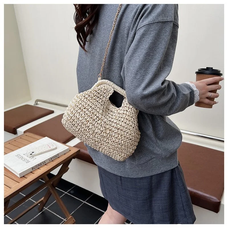

Chic Ladies Crossbody-Bag Crafted From Goatskin Leather Boasting High-End Casual Spacious Soft Daily Refined Look​