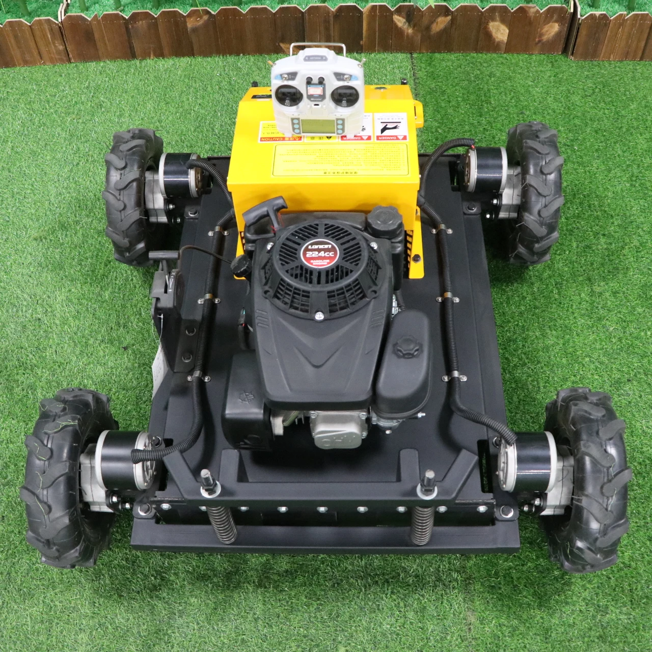 Customized tracked lawn mower, 500m remote control distance, cutting width 550 remote control lawn mower