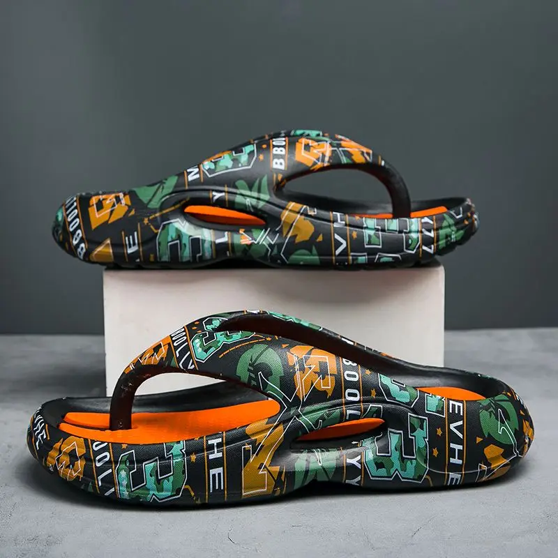 

Men's Summer Flip Flops with Anti-slip Anti-odor Thick Sole for Beach Outdoor Casual Wear