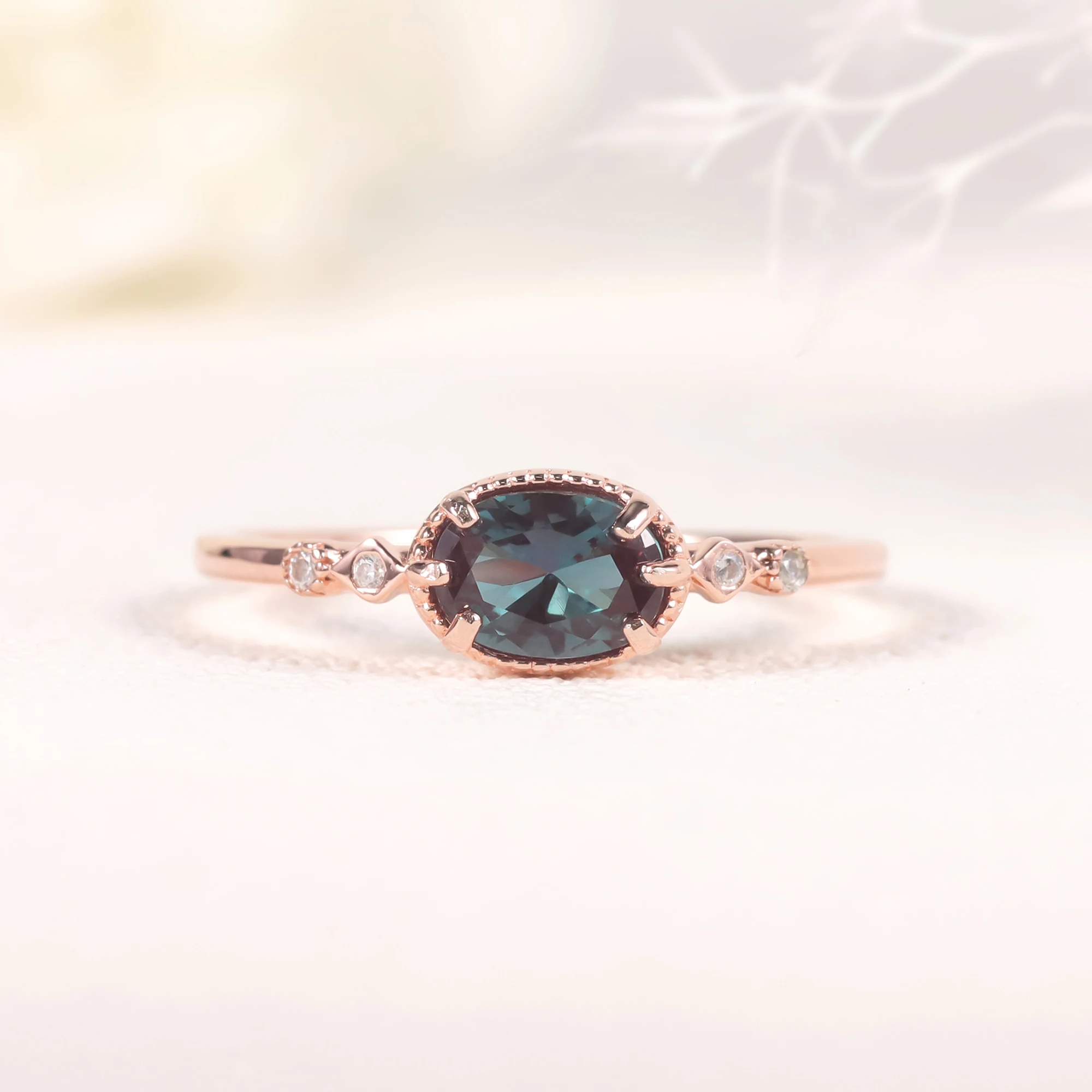 GEM'S BALLET June Birthstone Vintage Alexandrite Engagement Ring Unique Marriage Proposal Ring in 925 Sterling Silver