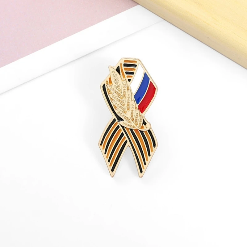 Russian Flag Day Patriotic Lapel Pin Alloy Brooch for Commemorative Event and Daily Wear