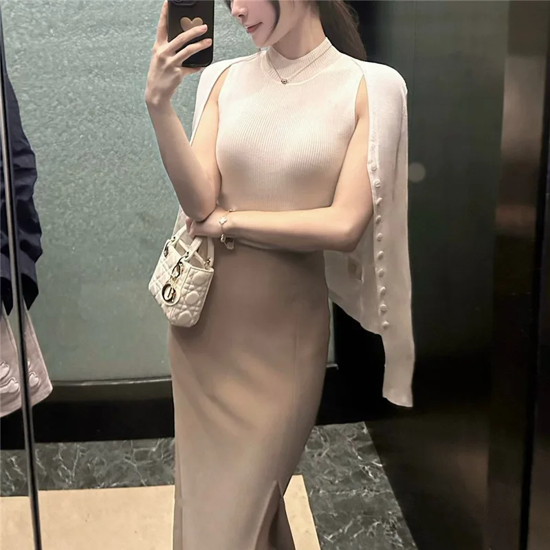 7597 Elegante und anmutige Dame ~ 14 Nadel High Twist Baumwolle halbe Rollkragen ärmellose Weste + V-Ausschnitt Strickjacke zweiteiliges Set für