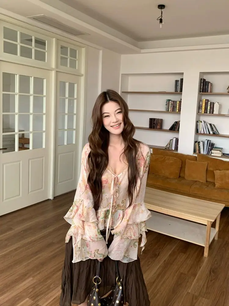 

2026 Bohemian Paisley Print Chiffon Blouse Women Ruffle Flare Sleeve Tie Up Fashion Casual Tops for Vacation Daily Wear