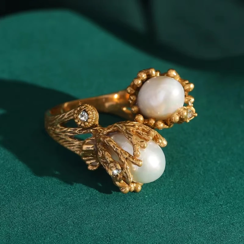 Retro Naturalist 18K Gold-Plated Pearl & Rhinestone Adjustable Cocktail Ring for Women - Luxury Evening Wedding Gift