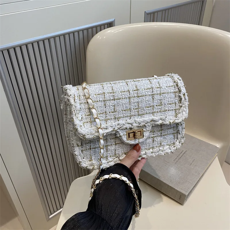 Fashion Shoulder Bag with Gold Chain Strap Fringed Trim Turn Lock Elegant Crossbody Purse for Women Versatile Commuter Bag image 6
